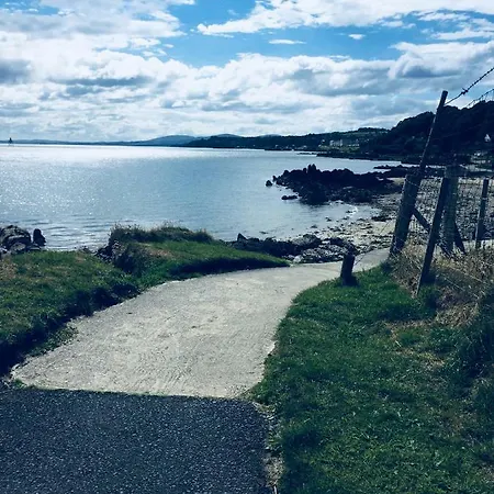 Дом отдыха Foyleview Cottage, *