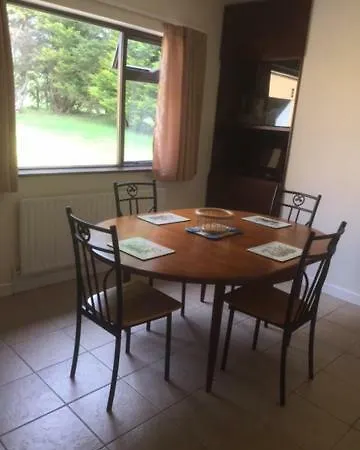 Дом отдыха Foyleview Cottage,