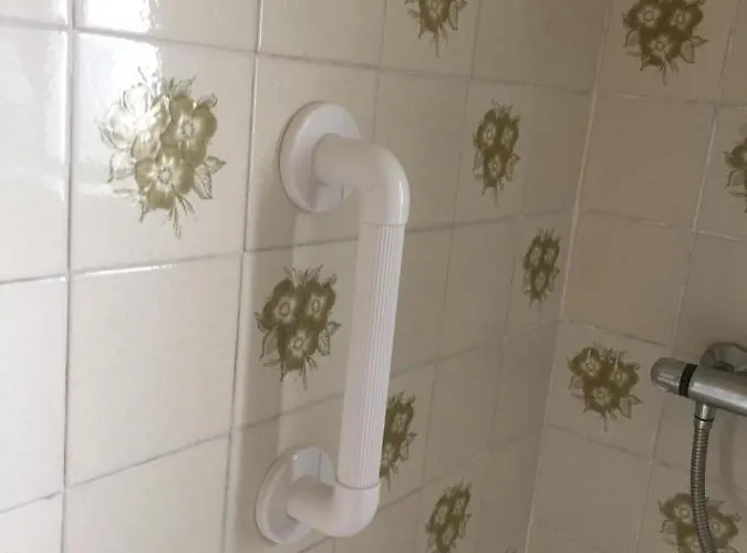 Foyleview Cottage, *